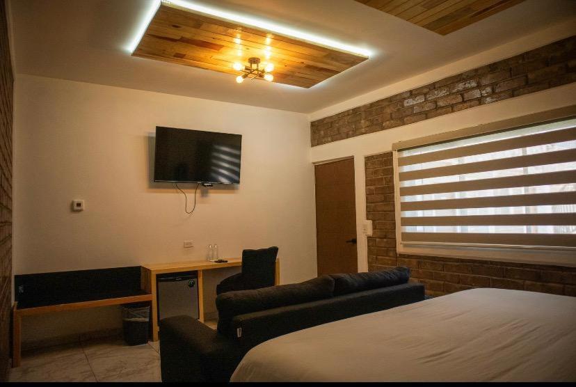 Taramuri Hotel & Tours クリル エクステリア 写真